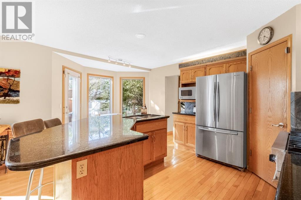 Photo 6 of 55 Hampshire Grove Nw, Calgary AB