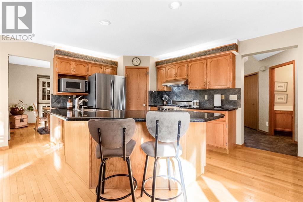Photo 5 of 55 Hampshire Grove Nw, Calgary AB