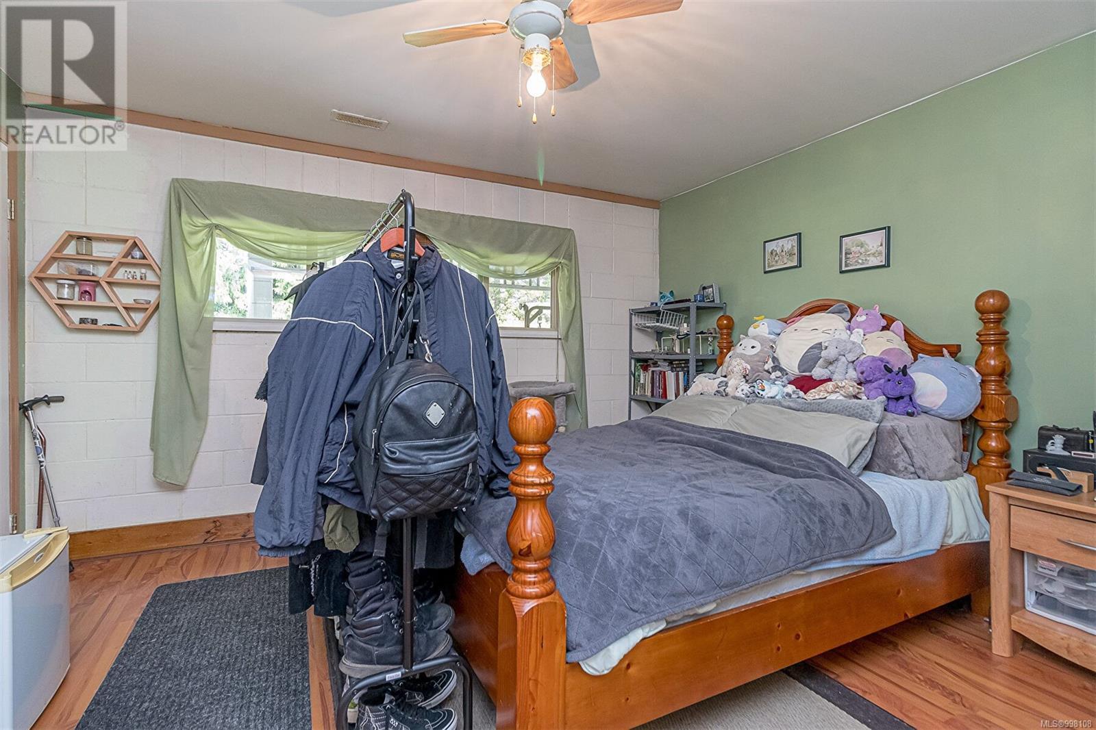 2374 Mill Rd, Nanaimo