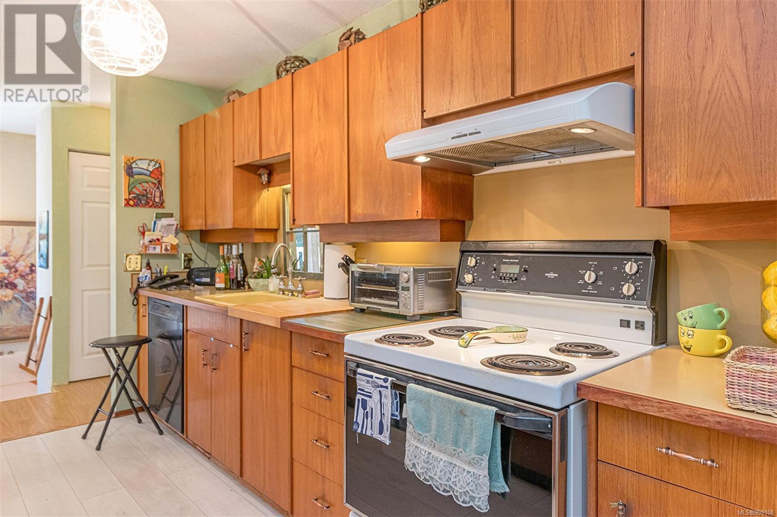 2374 Mill Rd, Nanaimo
