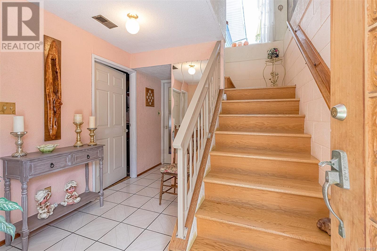 2374 Mill Rd, Nanaimo