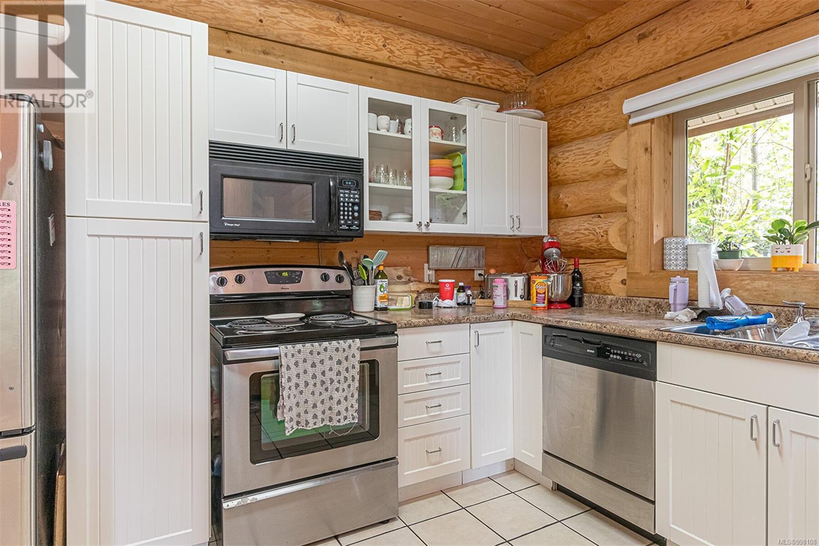 2374 Mill Rd, Nanaimo