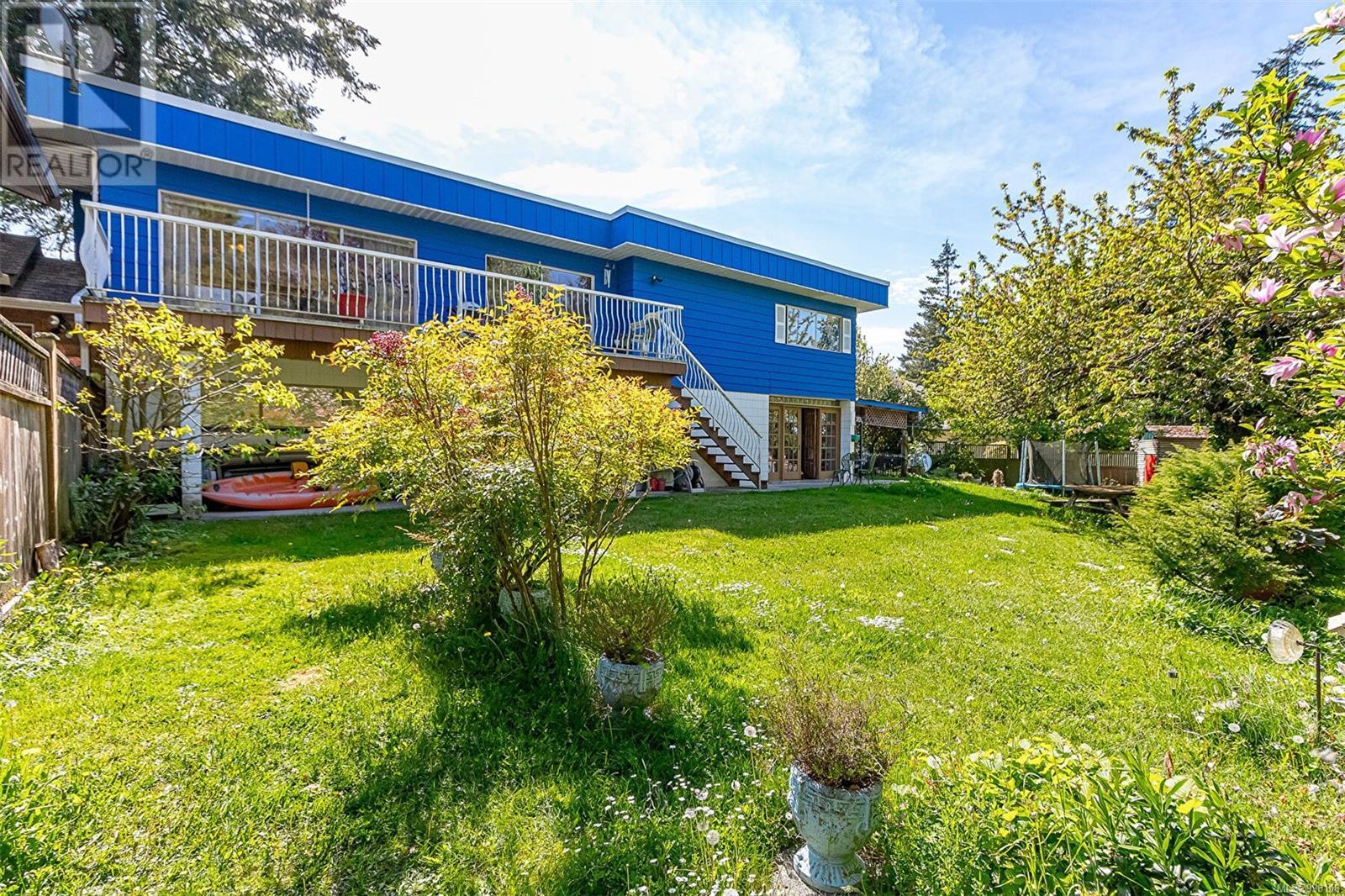 2374 Mill Rd, Nanaimo
