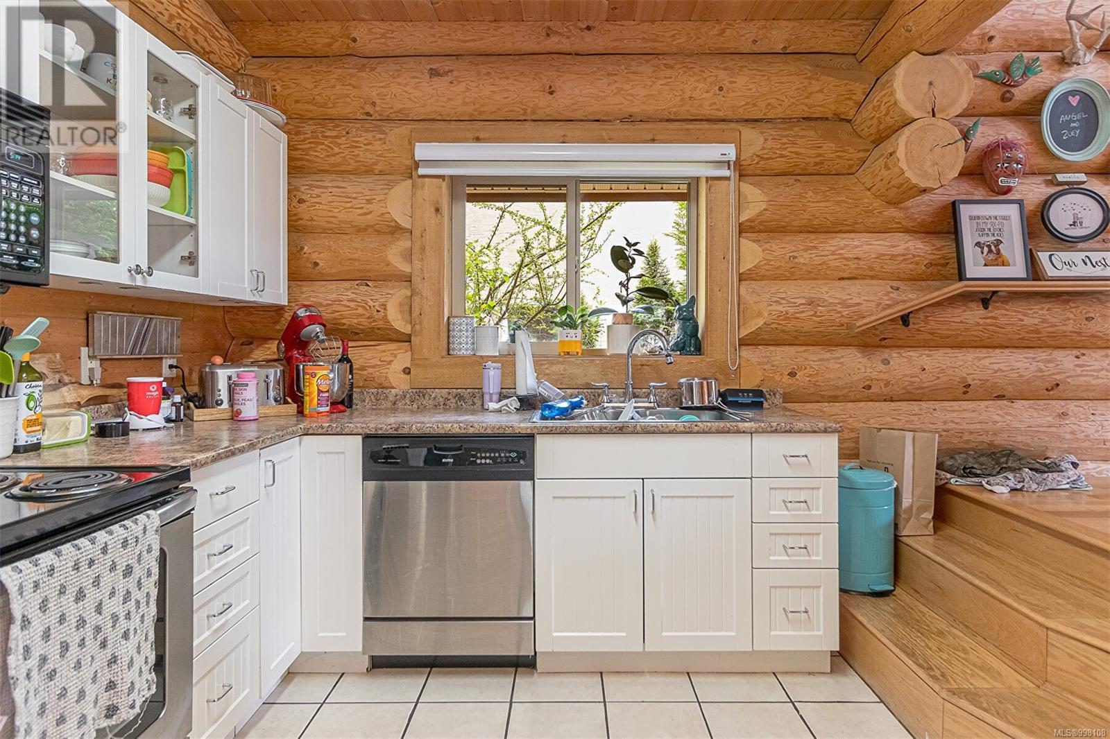 2374 Mill Rd, Nanaimo