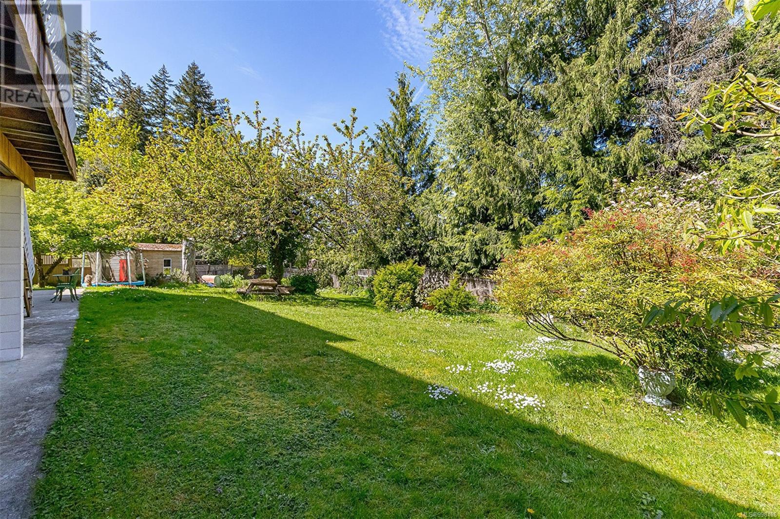 2374 Mill Rd, Nanaimo