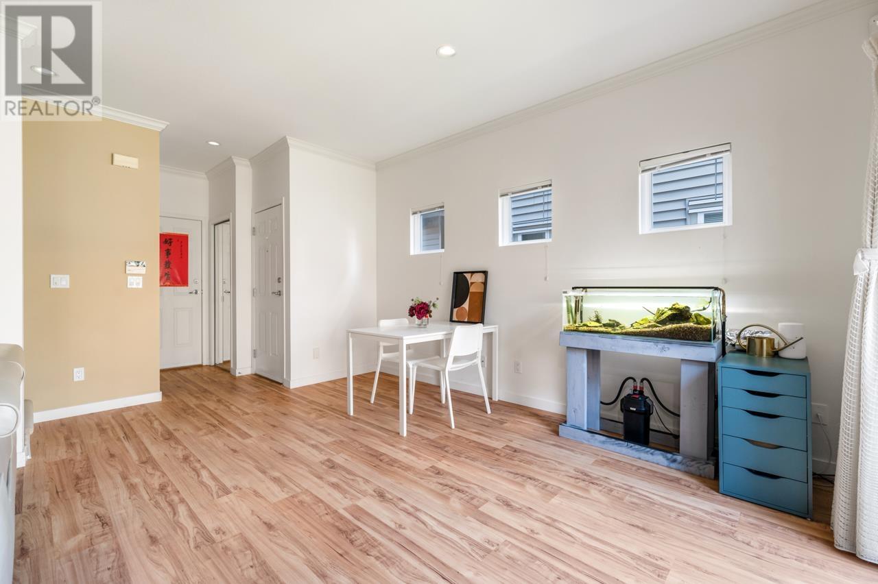2 8271 FRANCIS ROAD, Richmond