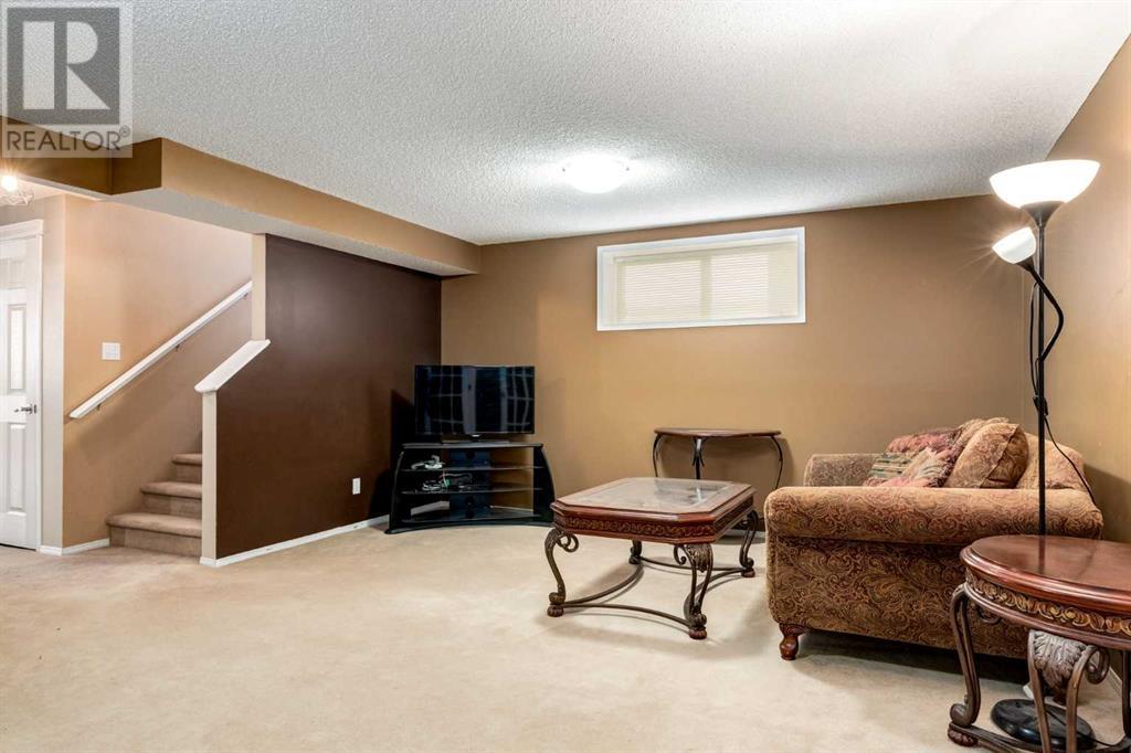 Single Family House Bi-level for Sale in  Copperfield Rise SE Copperfield Calgary 