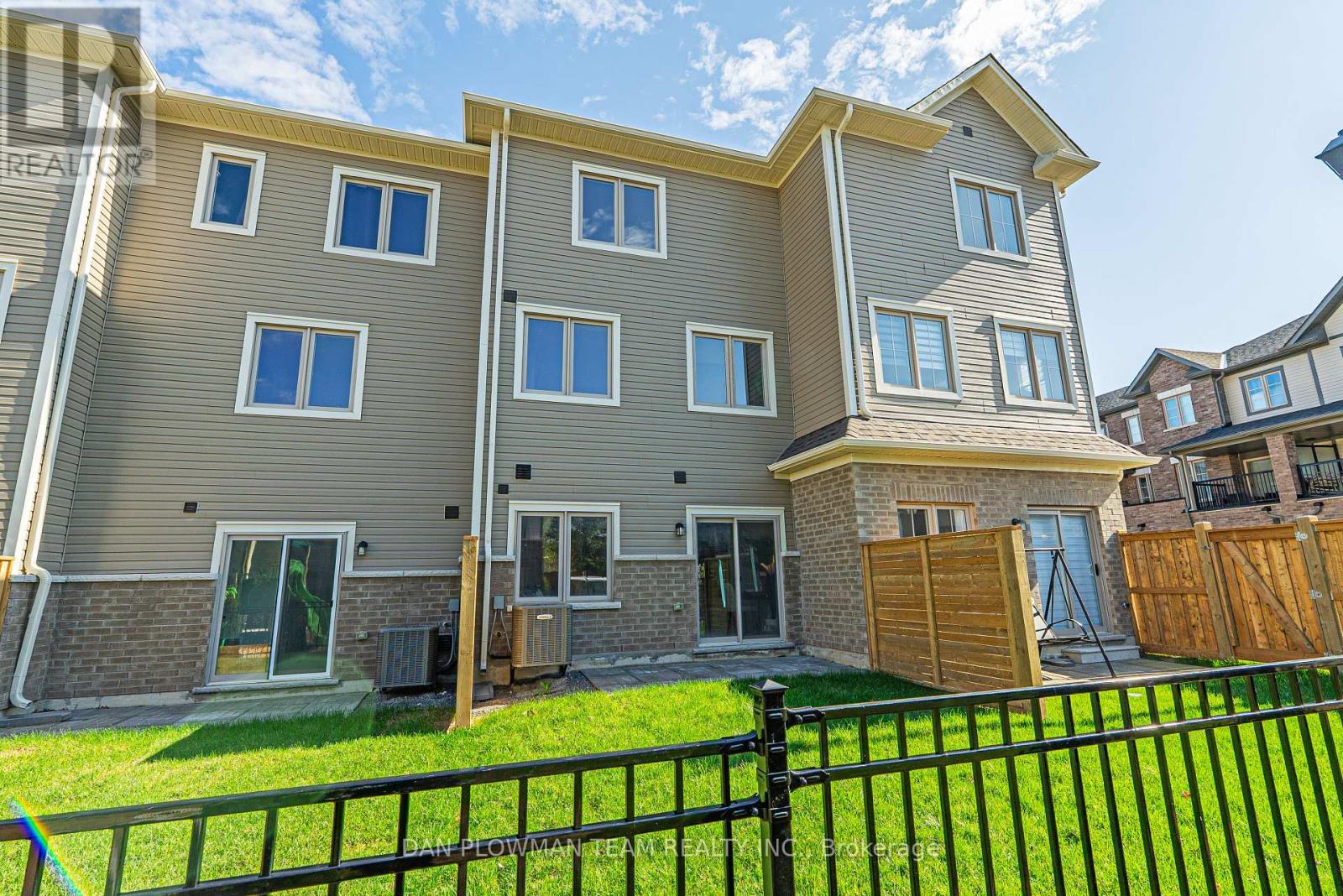 Photo 34 of 6 Malone Lane, Clarington ON