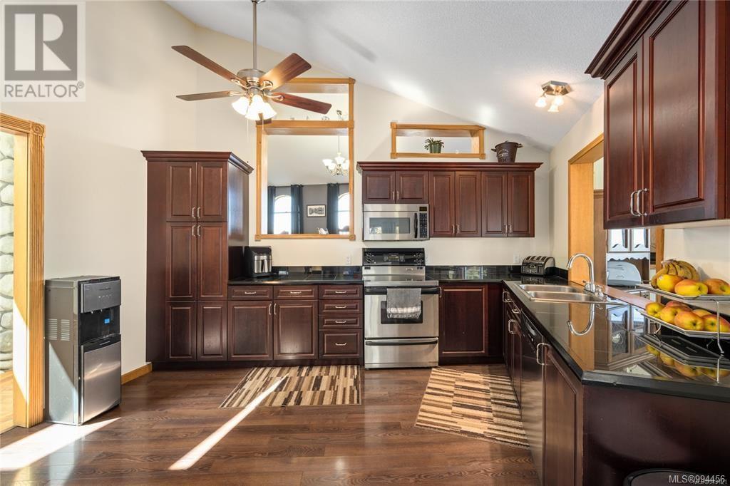  1828 Strathcona Heights, Shawnigan Lake