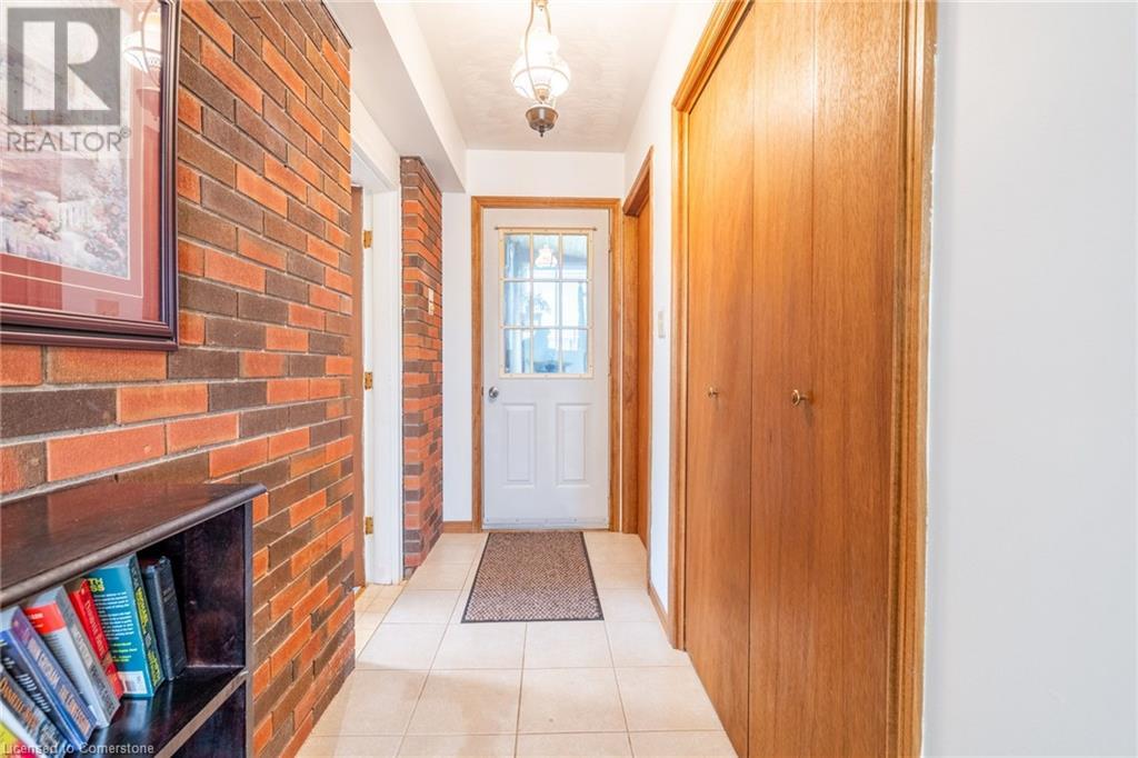 Photo 6 of 1712 Vittoria Road, Vittoria ON