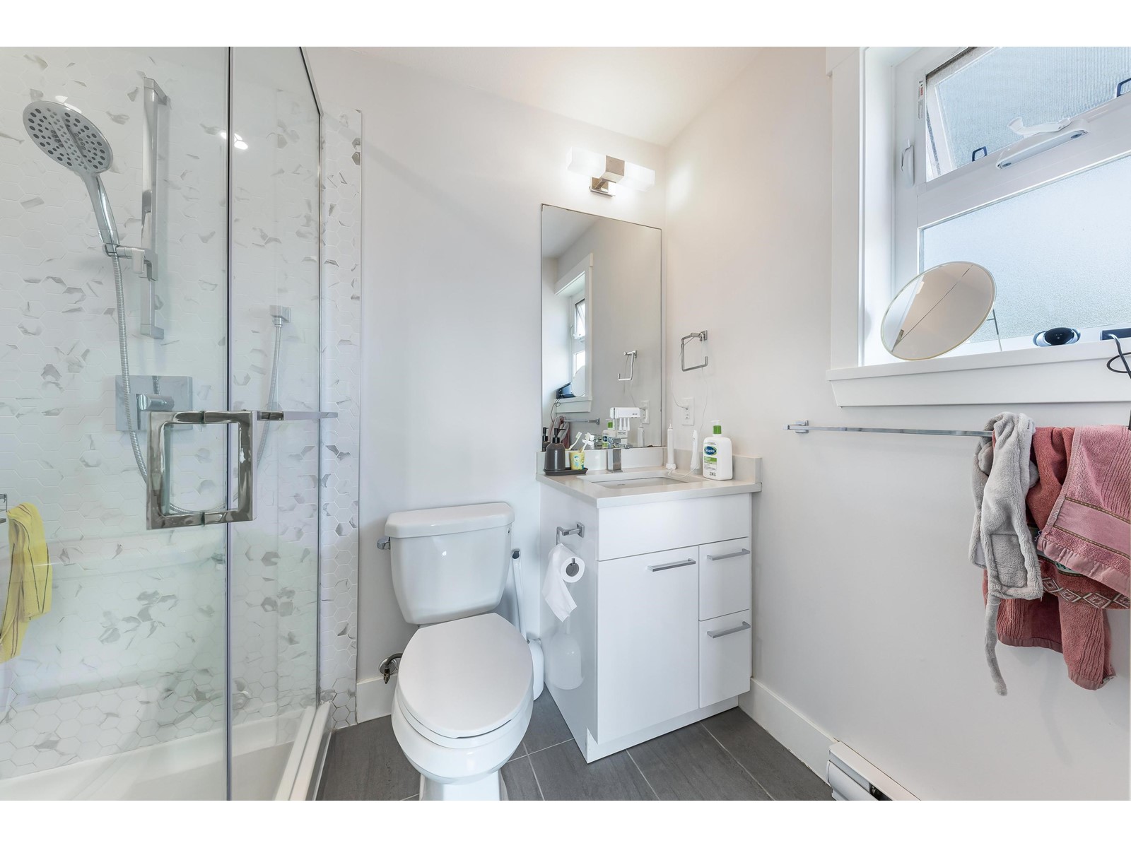 Photo 12 of 302 20175 53 Avenue, Langley BC