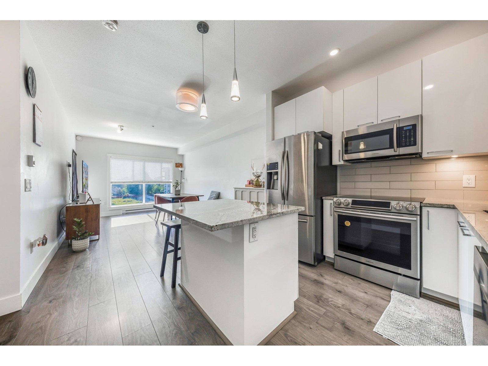 Photo 6 of 302 20175 53 Avenue, Langley BC