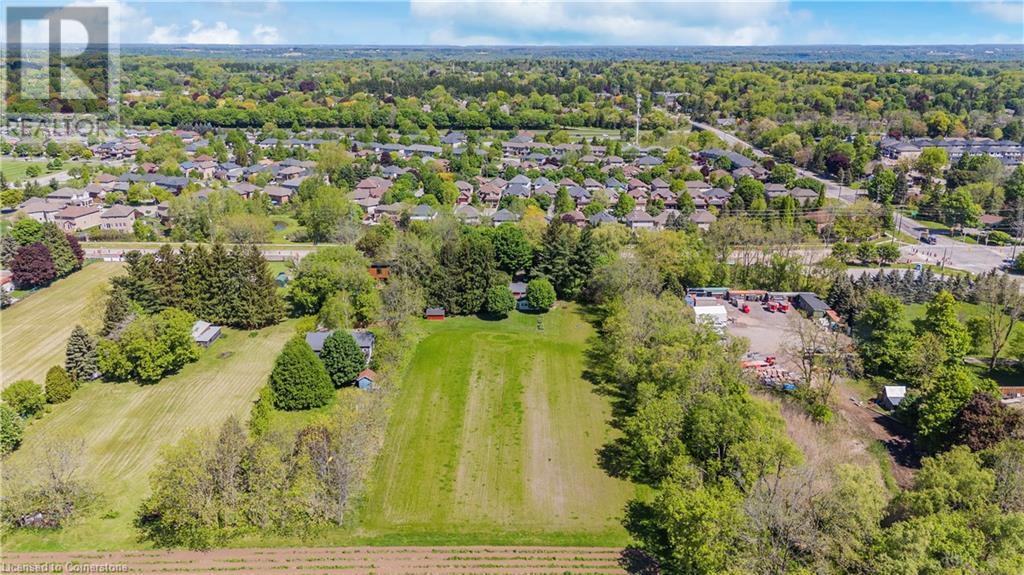Photo 38 of 48 Garner Road W, Ancaster ON