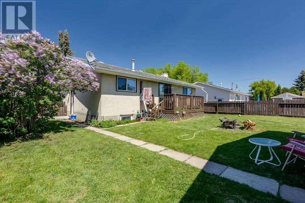 55 HORN Crescent, Red Deer