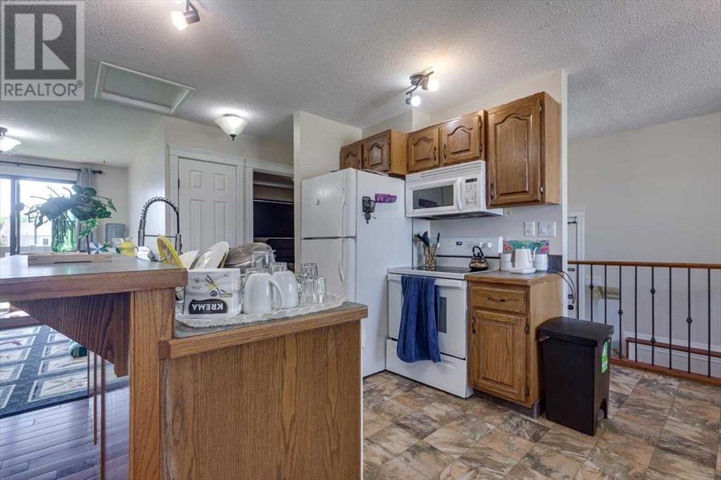 55 HORN Crescent, Red Deer