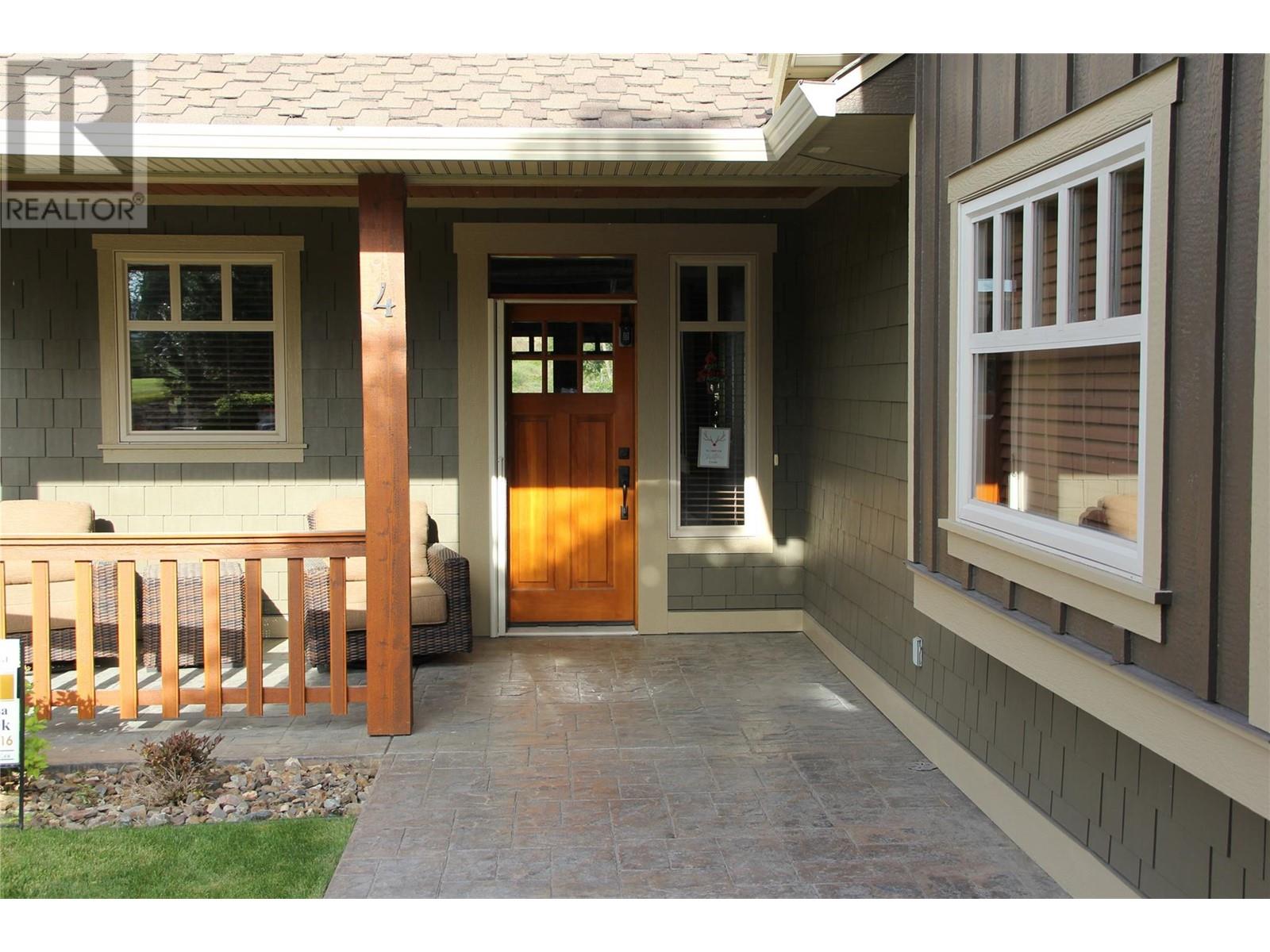 4 27 Birdie Lake Drive, Vernon