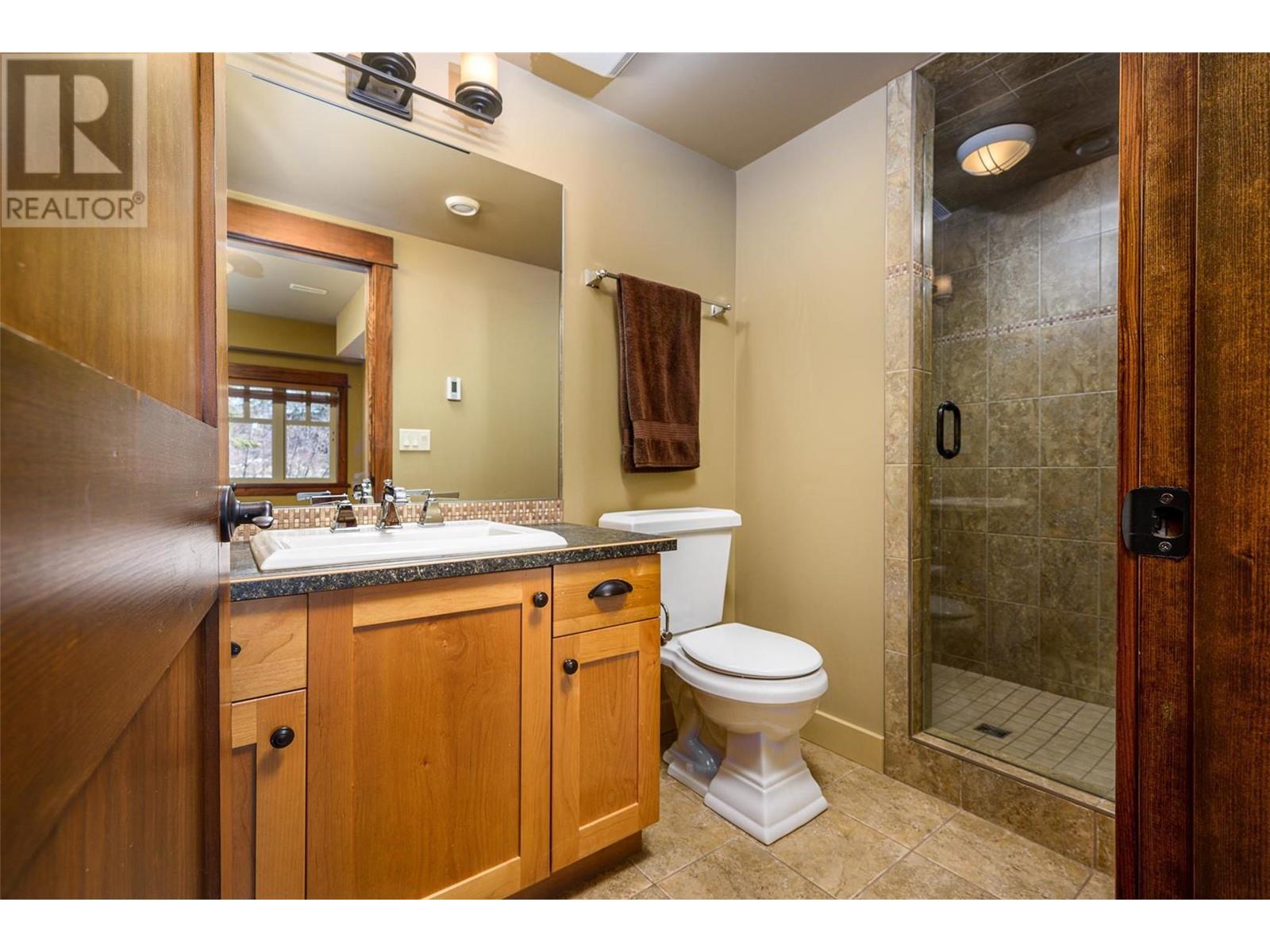 4 27 Birdie Lake Drive, Vernon