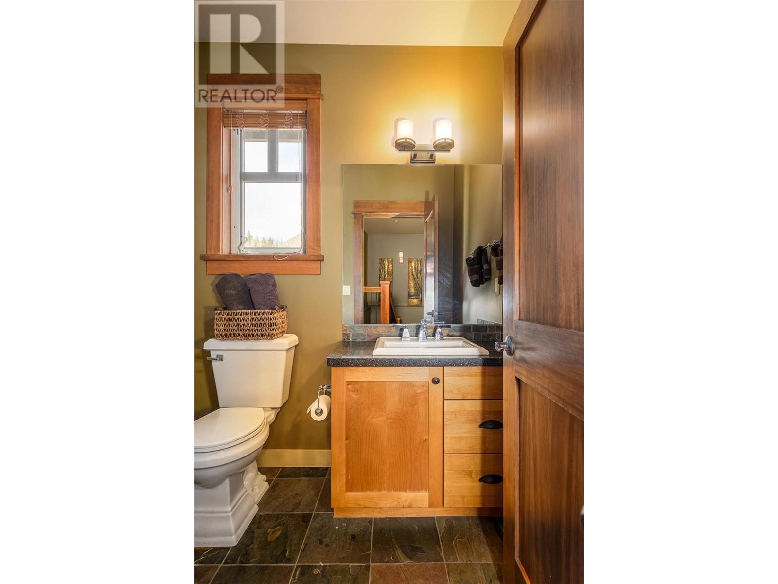 4 27 Birdie Lake Drive, Vernon