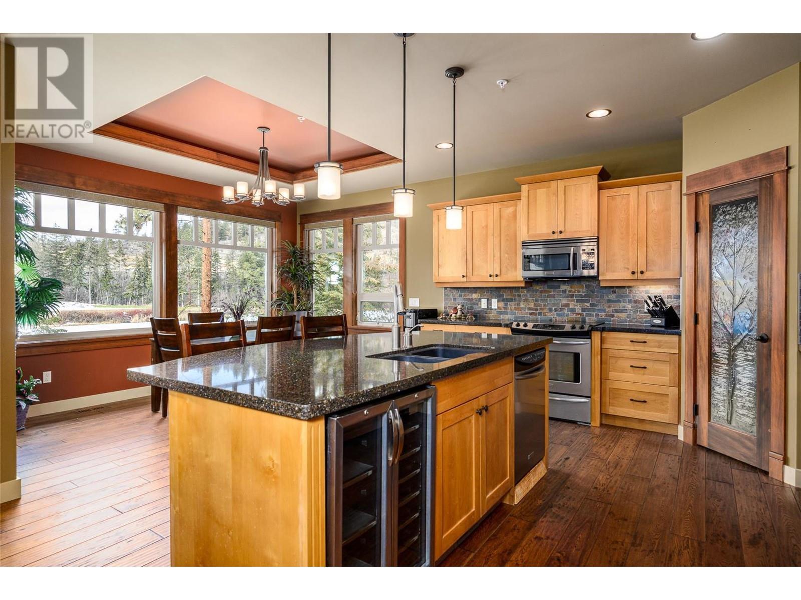 4 27 Birdie Lake Drive, Vernon
