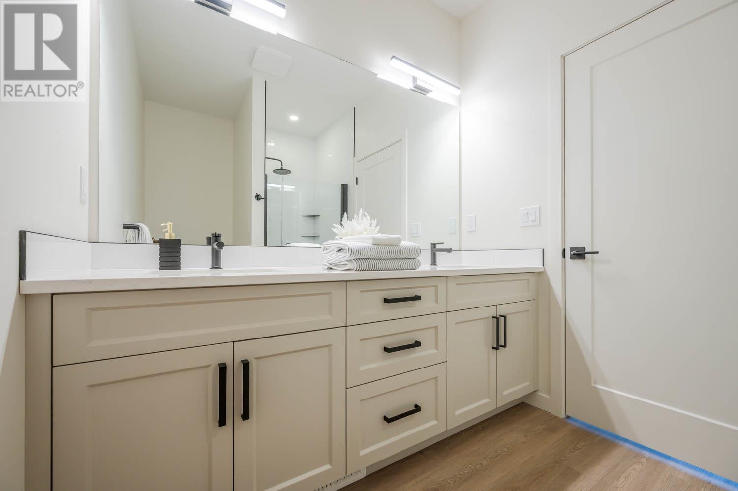 158 DEER Place Unit# 106, Penticton