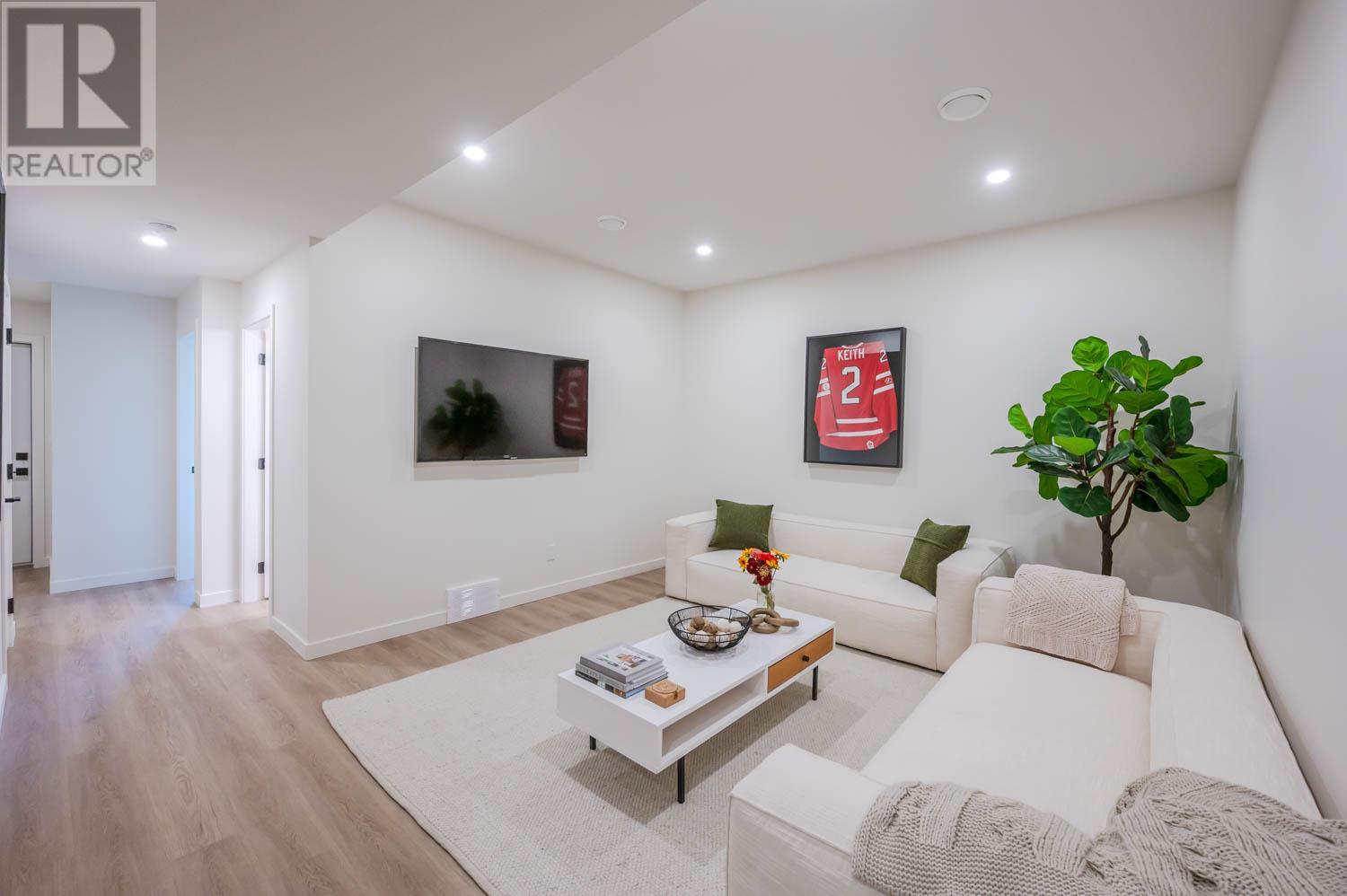 158 DEER Place Unit# 106, Penticton