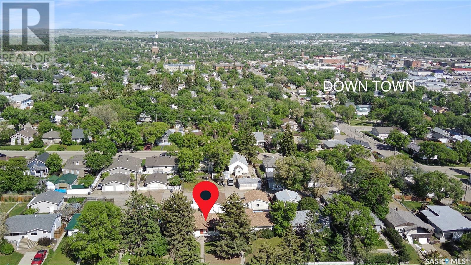 Single Family House Bungalow for Sale in  th AVENUE NW Swift Current 