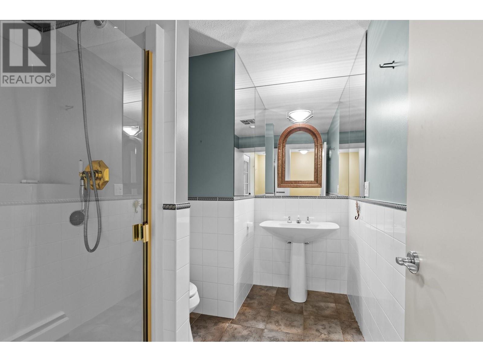  Beverly Place, West Kelowna