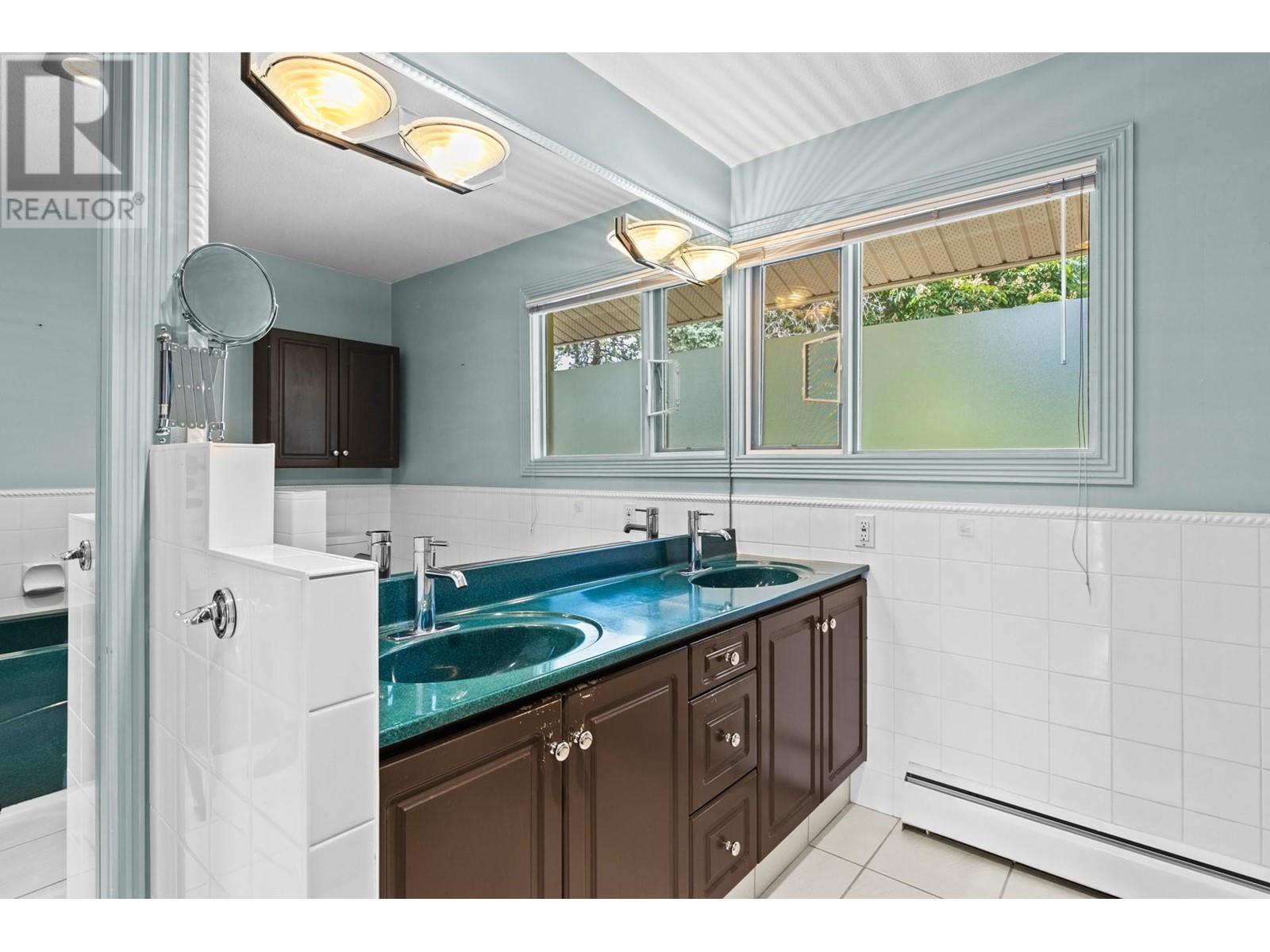  Beverly Place, West Kelowna