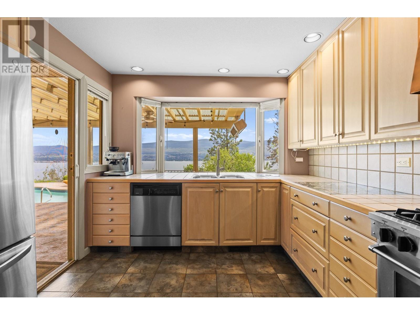  Beverly Place, West Kelowna