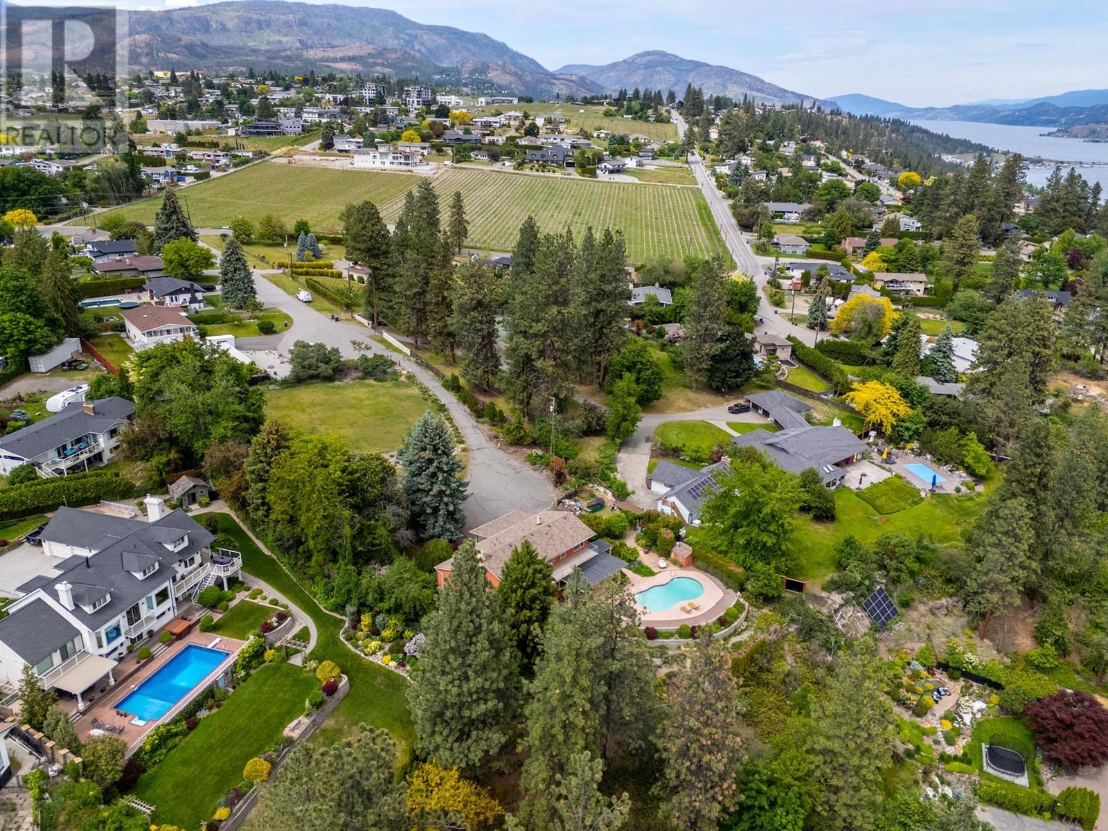  Beverly Place, West Kelowna