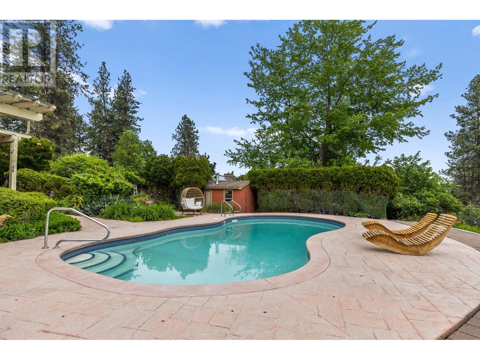  Beverly Place, West Kelowna