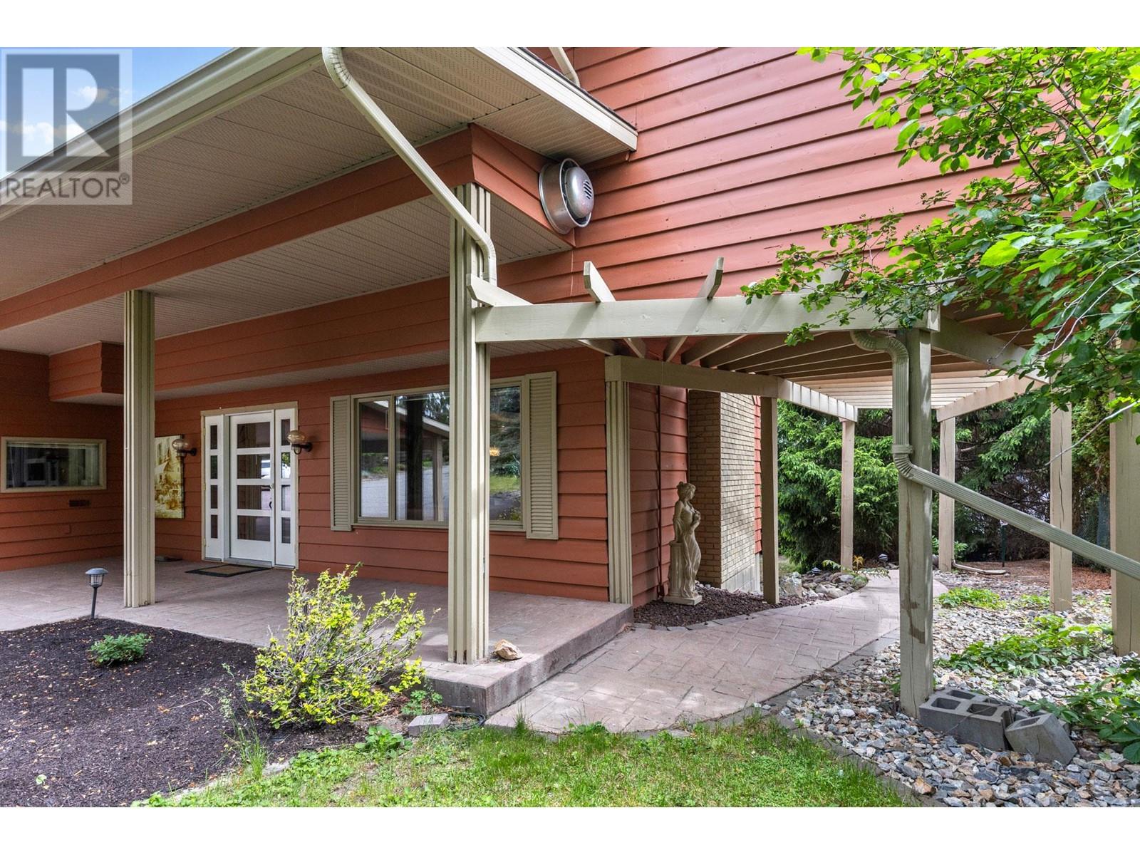  Beverly Place, West Kelowna
