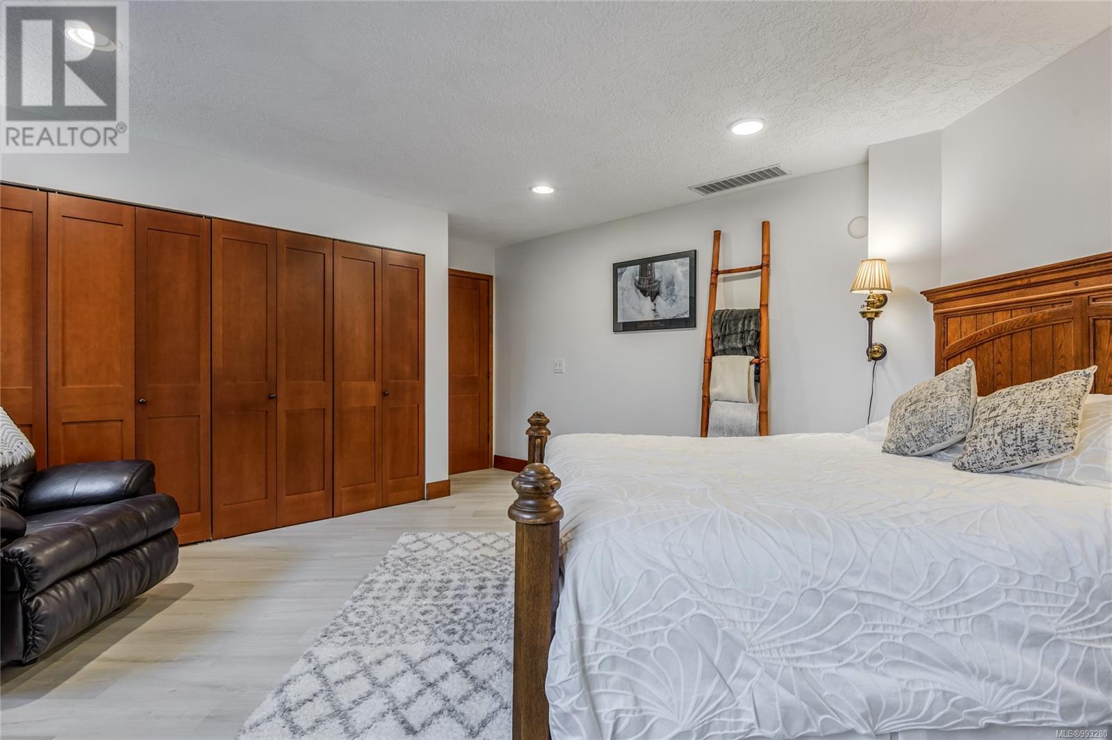 115 Engles Rd, Campbell River real estate listing 993280