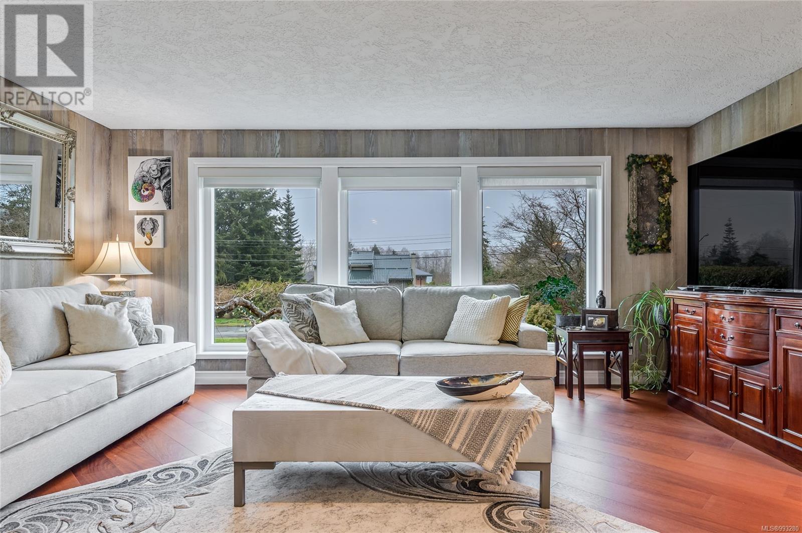 115 Engles Rd, Campbell River real estate listing 993280