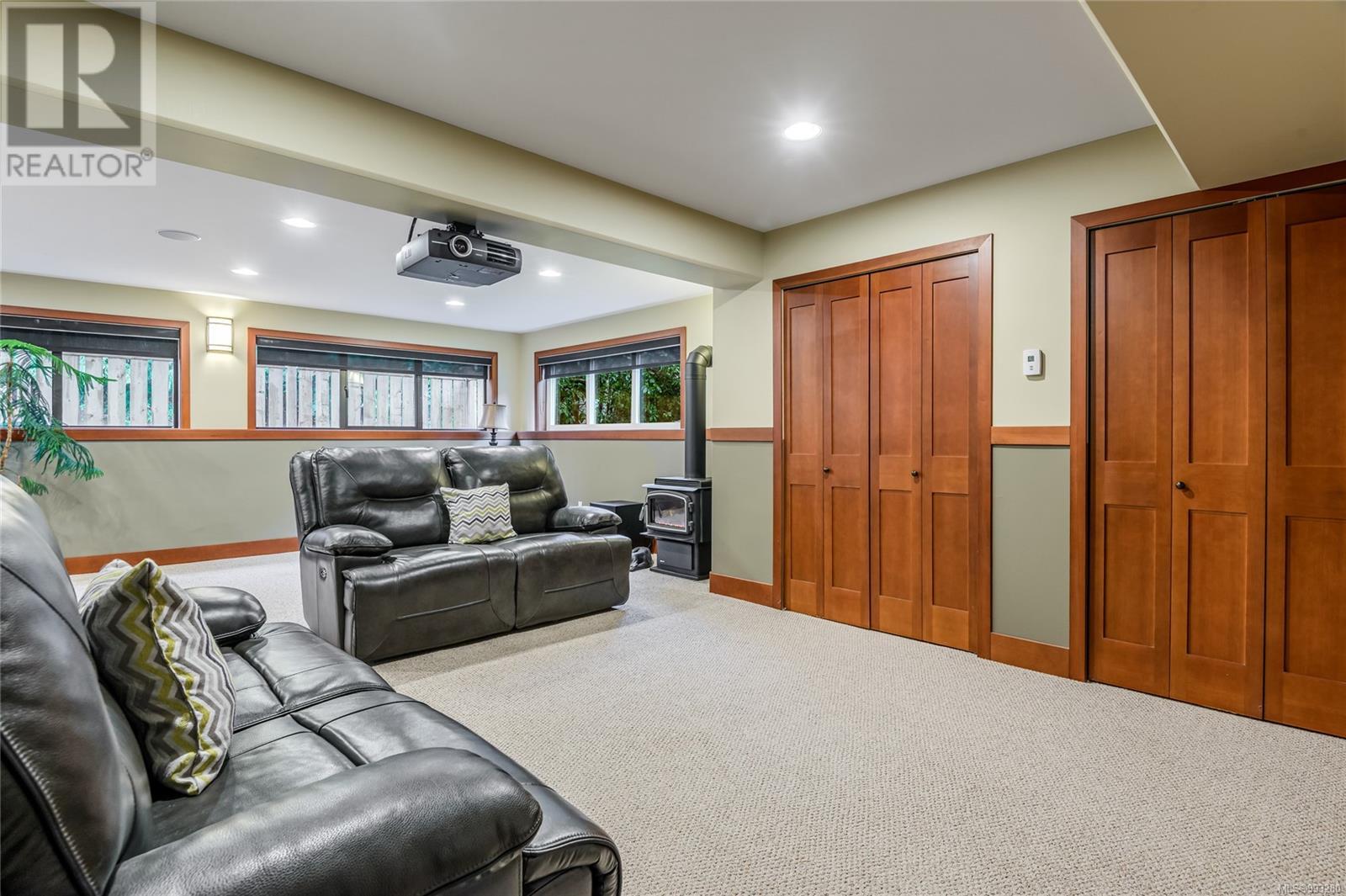 115 Engles Rd, Campbell River real estate listing 993280