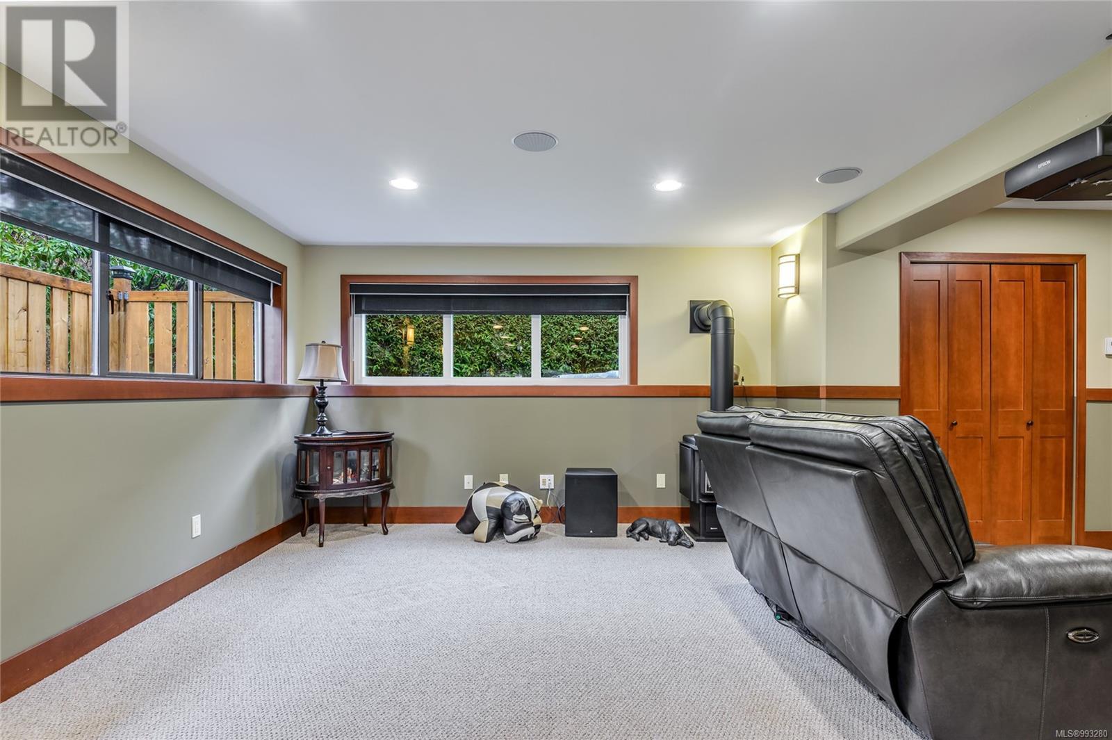 115 Engles Rd, Campbell River real estate listing 993280