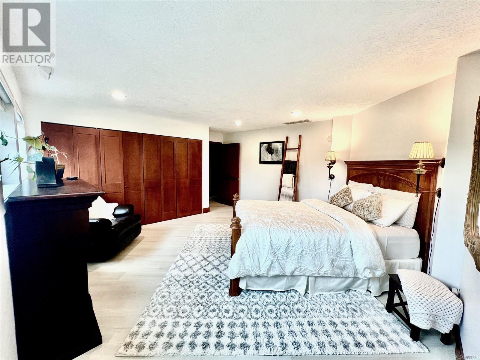 115 Engles Rd, Campbell River real estate listing 993280