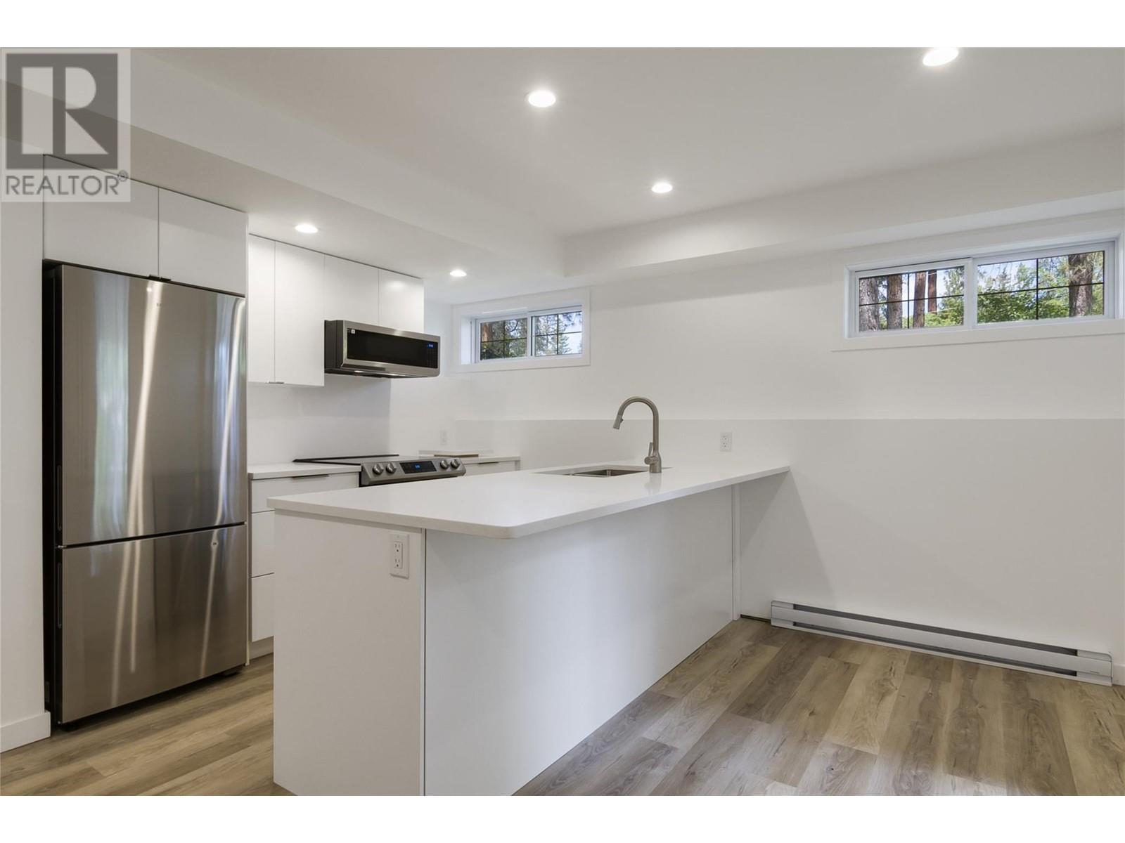  4163 Mahonia Drive South, Kelowna