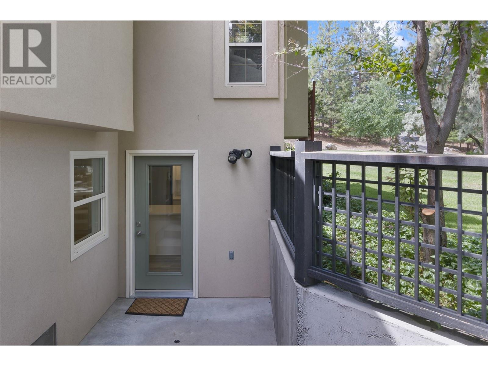  4163 Mahonia Drive South, Kelowna