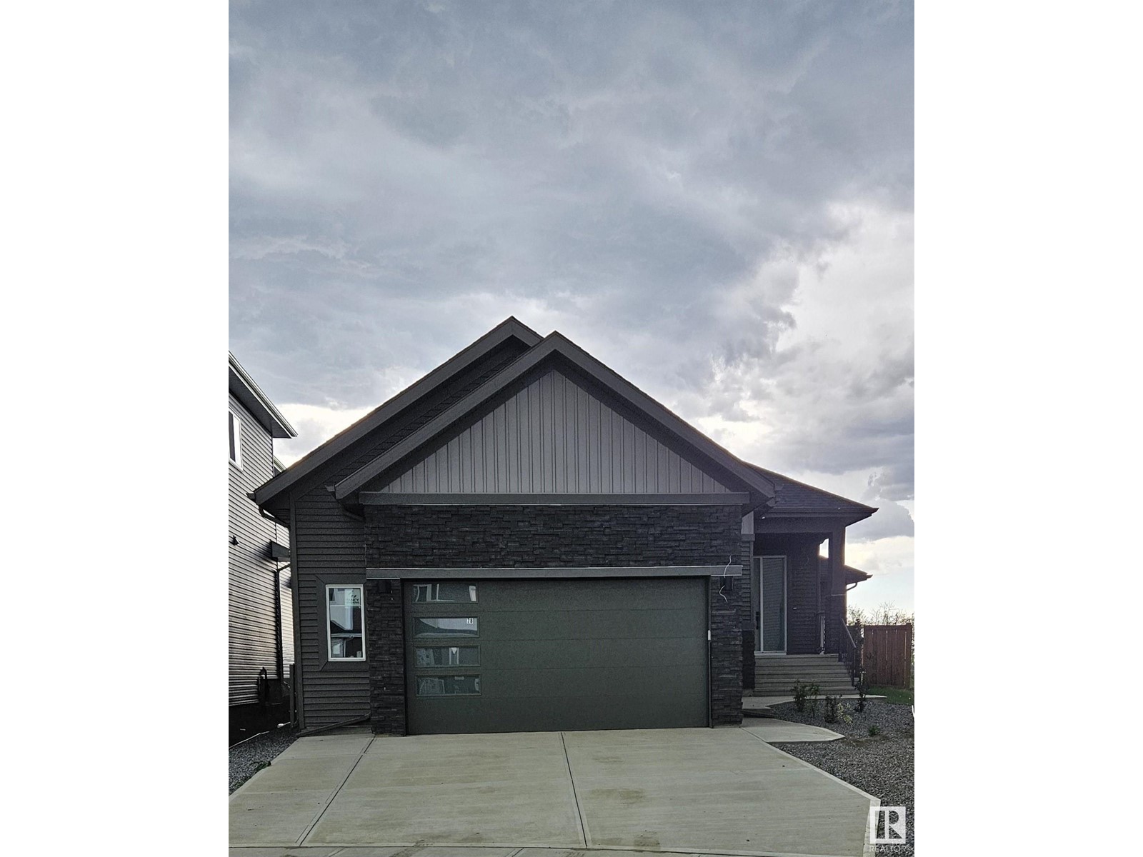 78 Edgefield WY, St. Albert