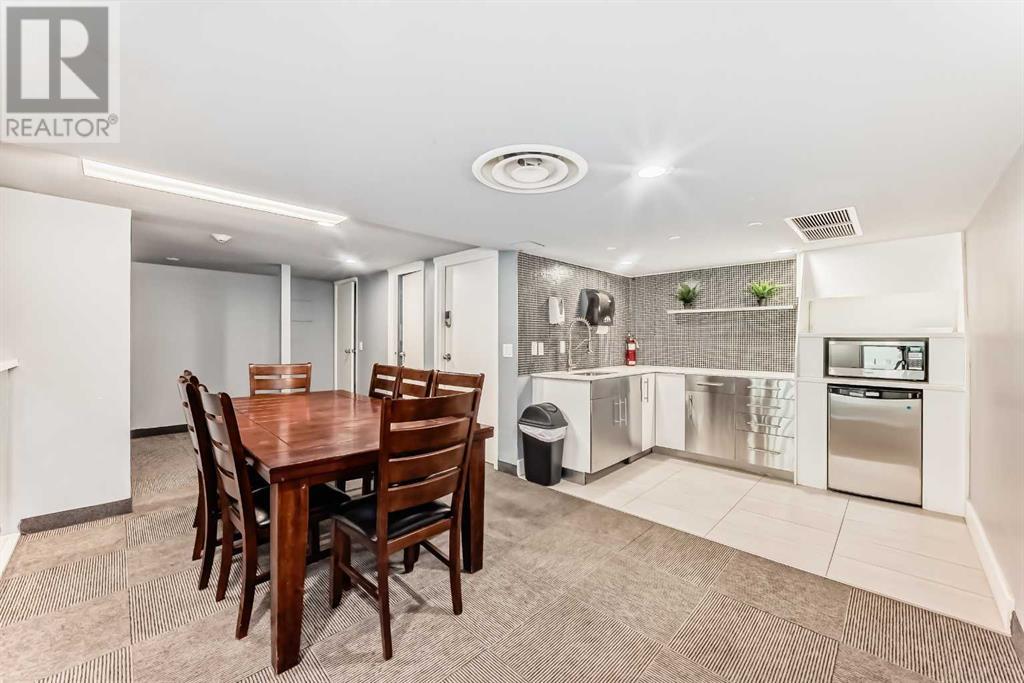 Single Family House for Sale in   Dalton Drive NW Dalhousie Calgary 