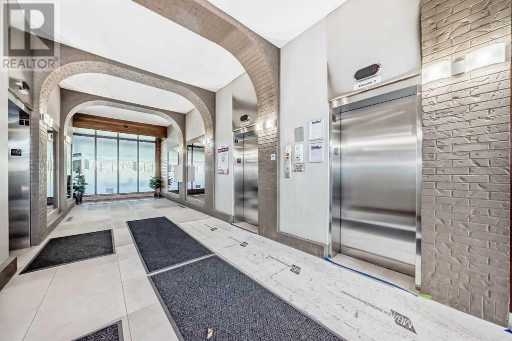 Single Family House for Sale in   Dalton Drive NW Dalhousie Calgary 