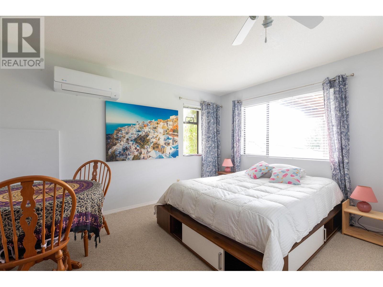 5821 DEERHORN DRIVE, Sechelt