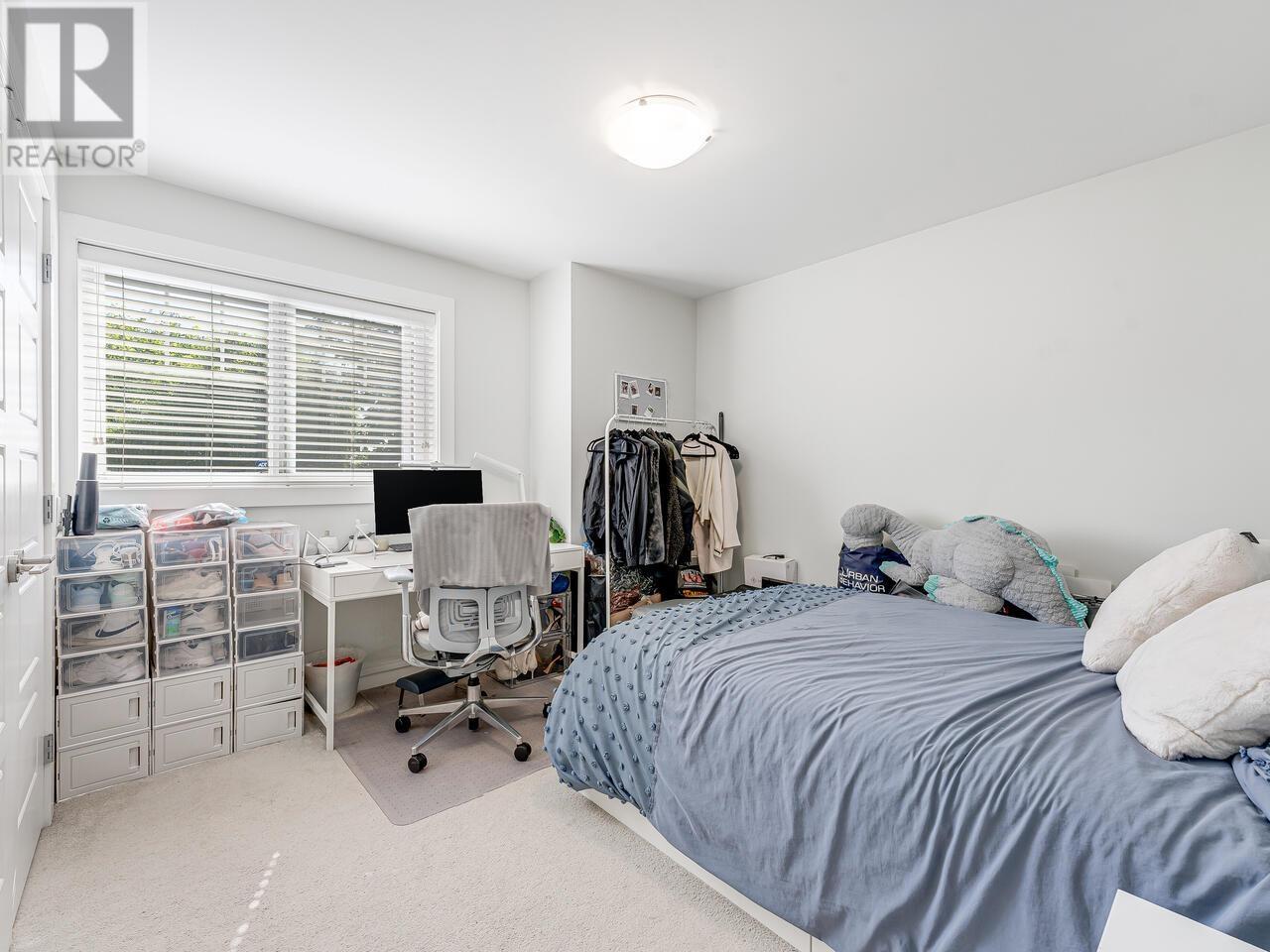 302 BURNS STREET, Coquitlam real estate listing R3008812