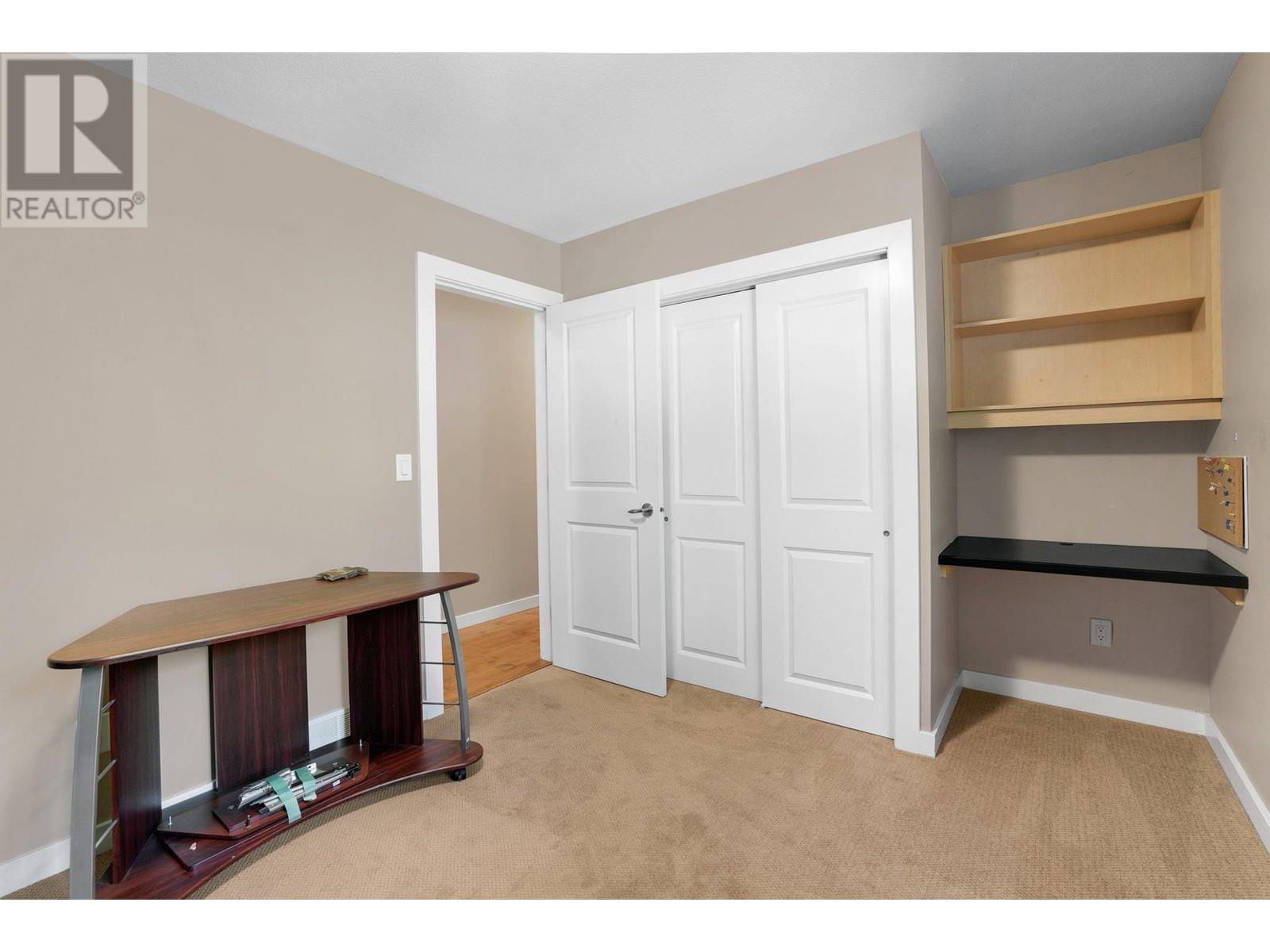  220 West Bench Drive, Penticton