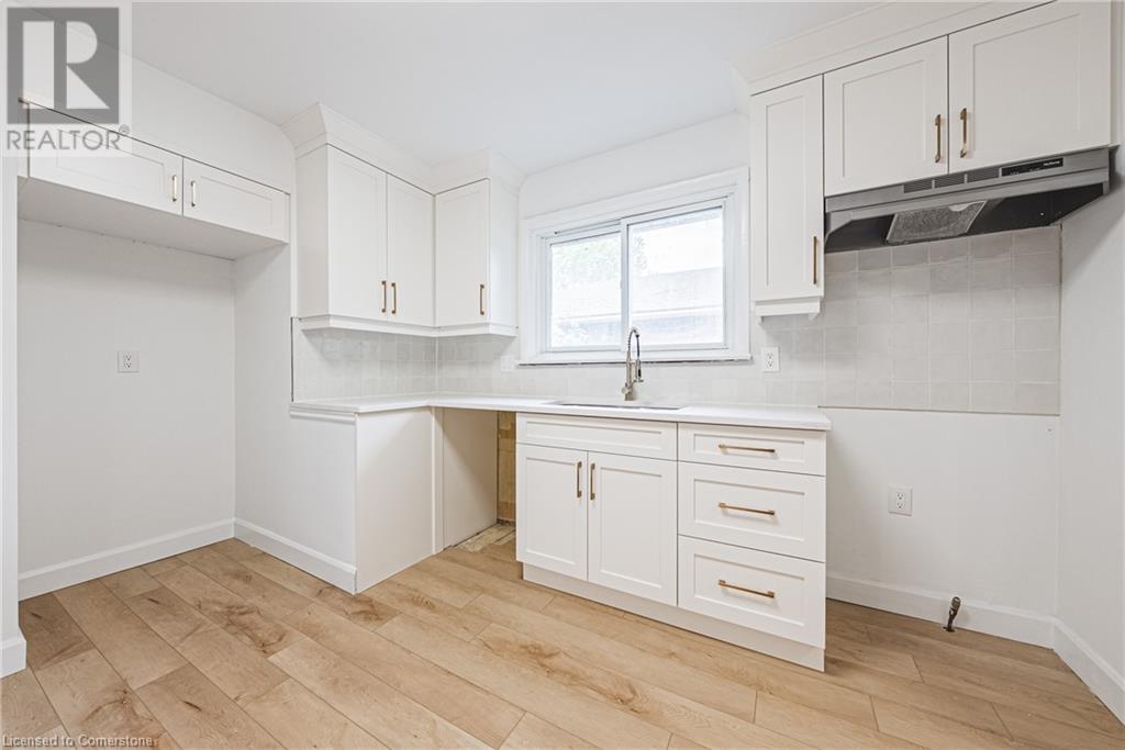 Photo 16 of 224 West 16th Street, Hamilton ON