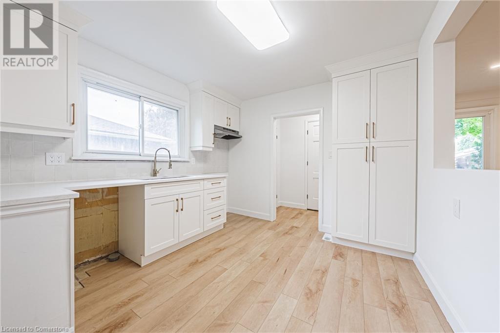 Photo 17 of 224 West 16th Street, Hamilton ON