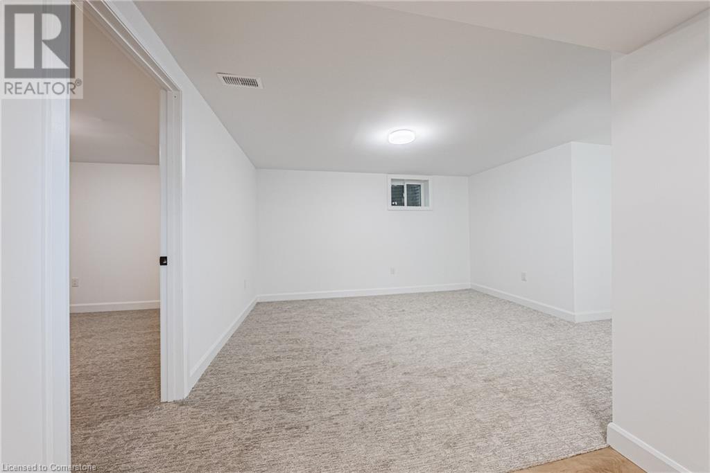 Photo 31 of 224 West 16th Street, Hamilton ON