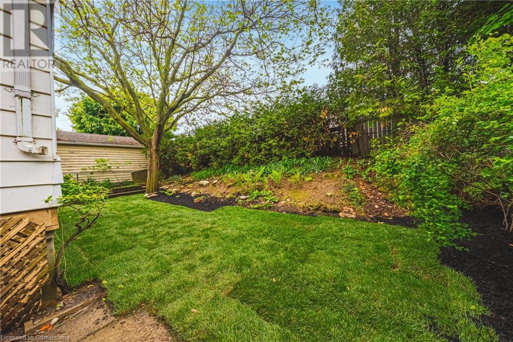 Photo 40 of 224 West 16th Street, Hamilton ON
