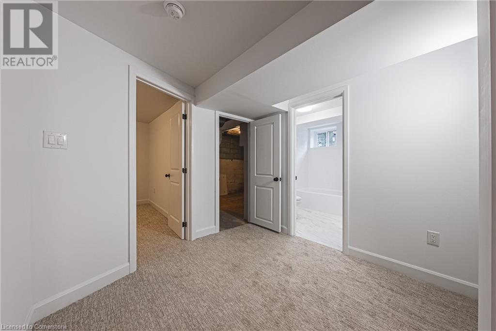 Photo 33 of 224 West 16th Street, Hamilton ON